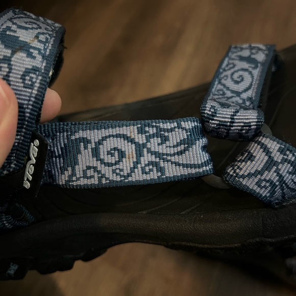 Women’s Teva Hurricane XLT Sandals - Picture 8 of 9